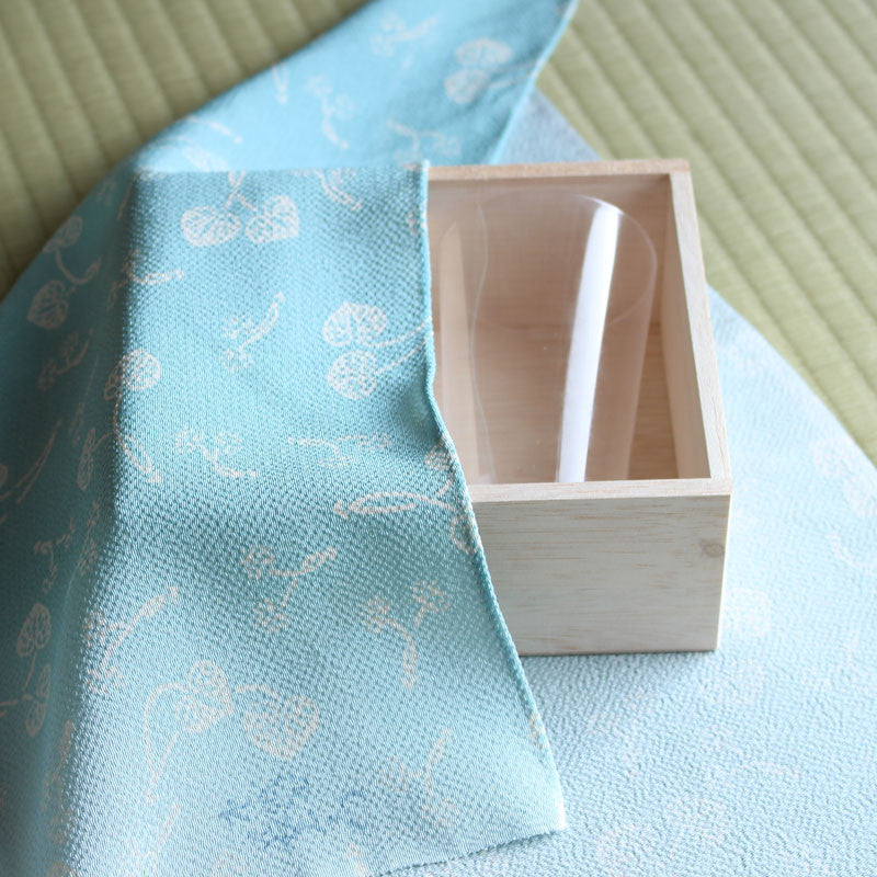 45 KARACHO Silk Chirimen Yuzen Dyeing | Asarum Caulescens Light Blue